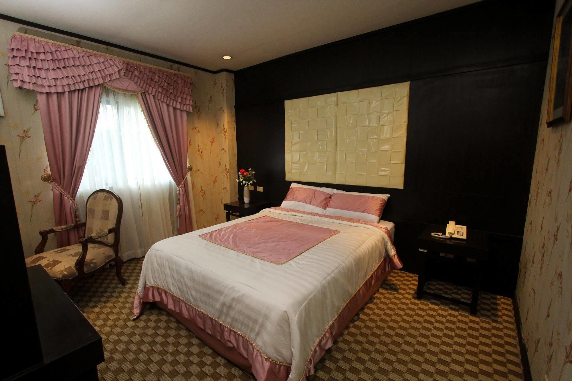 Luisita Central Park Hotel Tarlac City Exterior foto